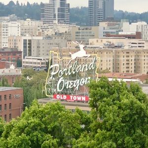 Meet your Posher, Js